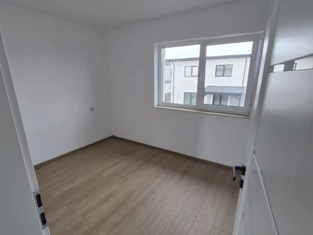 Apartament 4 camere - Valea Lupului