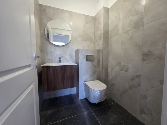 Apartament 3 camere - Bucium