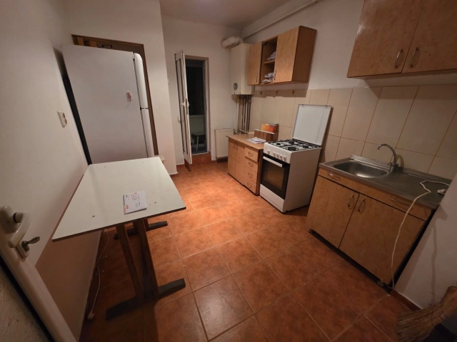 Apartament 3 camere - Dacia