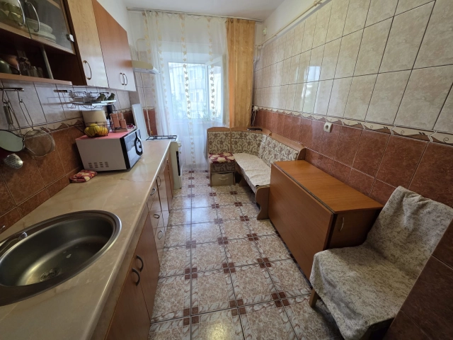 Apartament 3 camere - Dacia