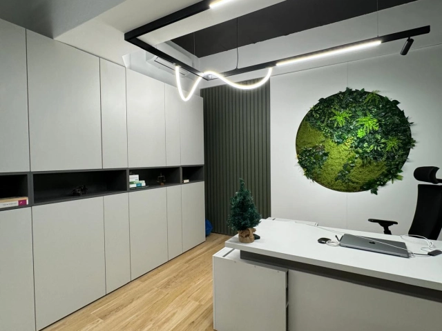 Apartament 5 camere - Metalurgie