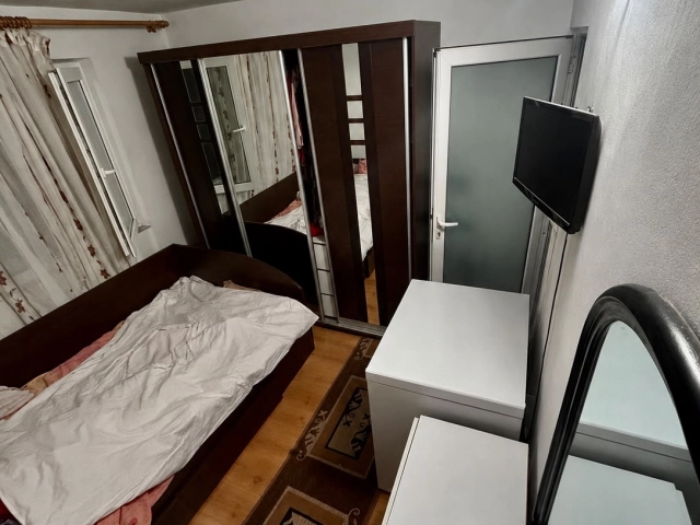 Apartament 3 camere - Pacurari