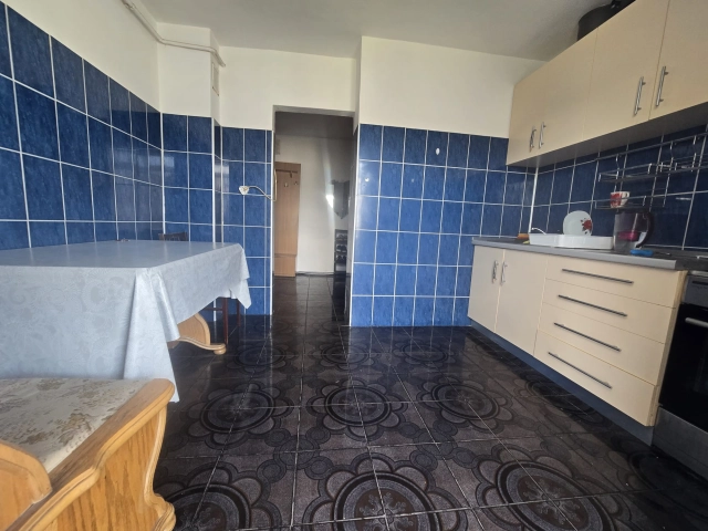 Apartament 3 camere - Nicolina
