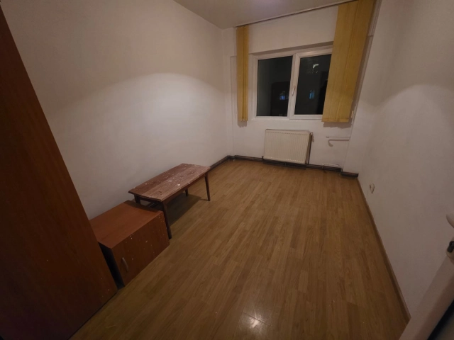 Apartament 3 camere - Dacia