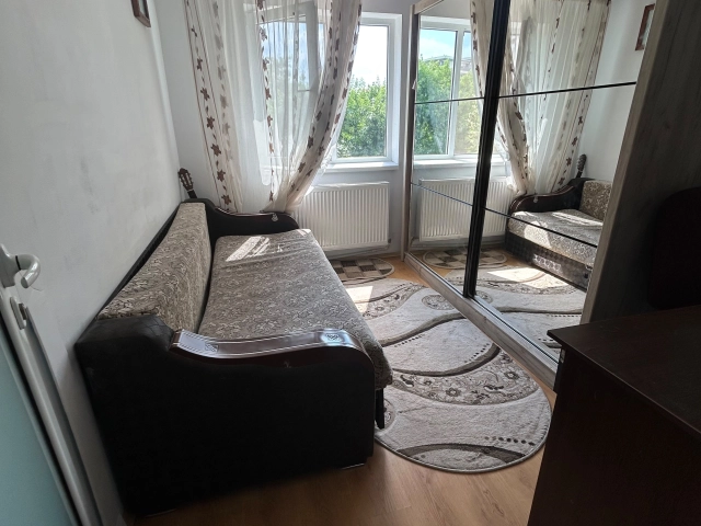 Apartament 3 camere - Pacurari