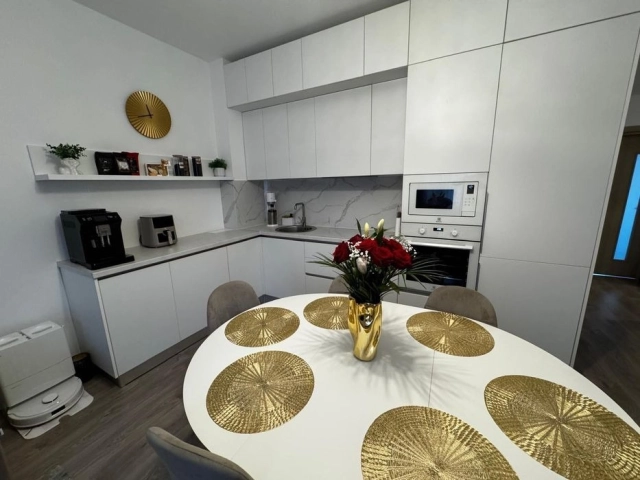 Apartament 3 camere - Pacurari
