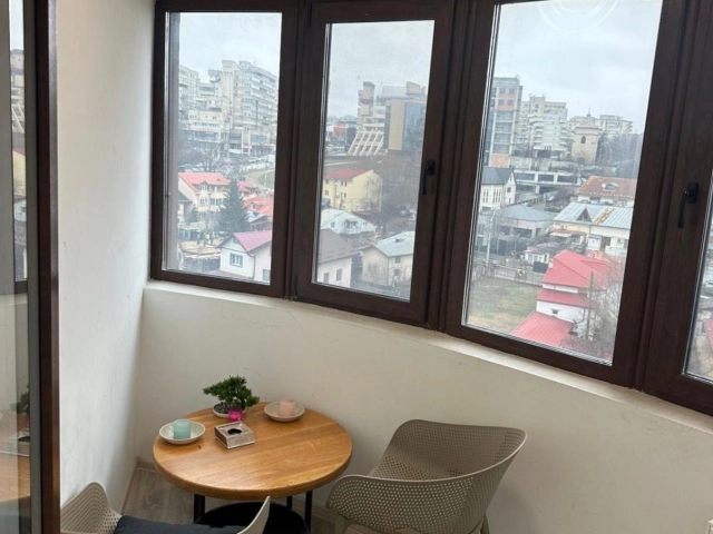 Apartament 3 camere - Central