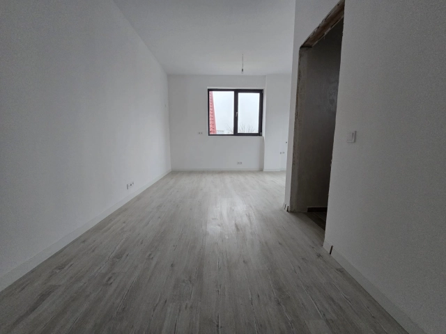 Apartament 4 camere - Alexandru cel Bun