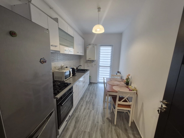 Apartament 3 camere - Pacurari