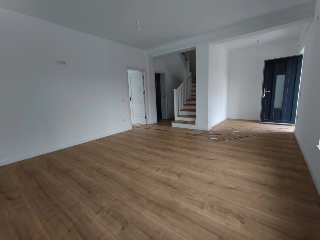 Apartament 4 camere - Valea Lupului