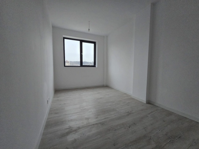 Apartament 4 camere - Alexandru cel Bun