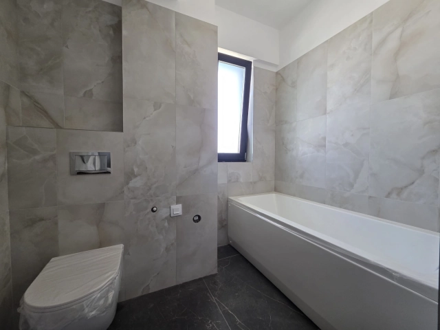 Apartament 3 camere - Bucium