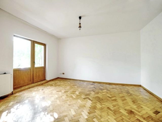 Apartament 3 camere - Podul de Fier