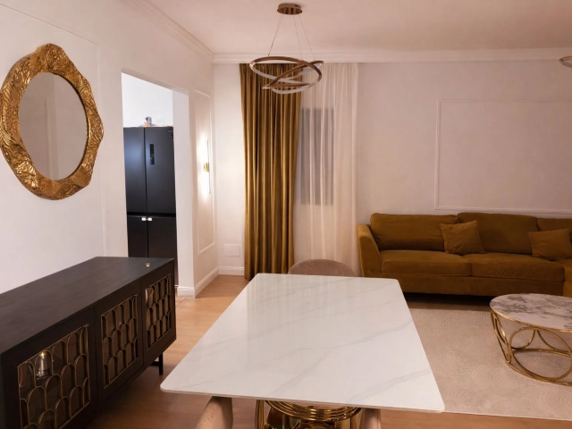 Apartament 5 camere - Valea Lupului