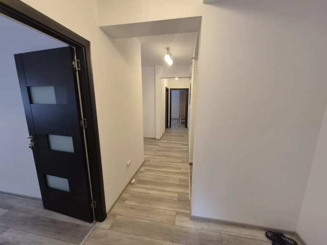Apartament 3 camere - Pacurari