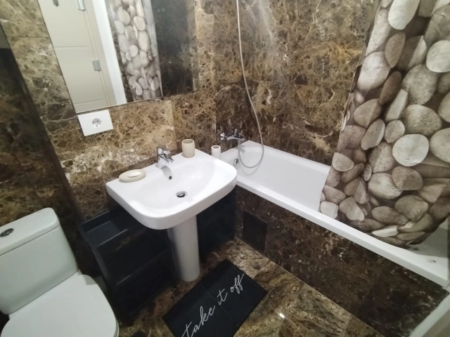 Apartament 3 camere - Tatarasi