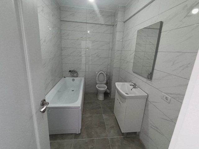 Apartament 3 camere - Valea Lupului
