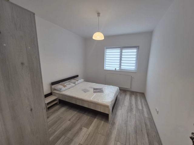 Apartament 3 camere - Pacurari