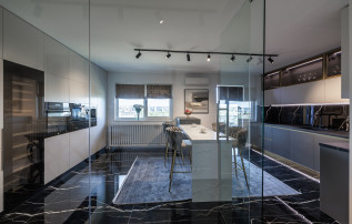 thumbnail 48