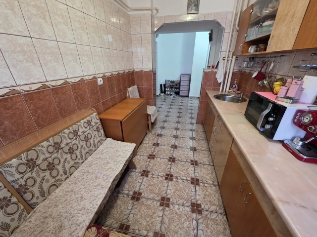 Apartament 3 camere - Dacia