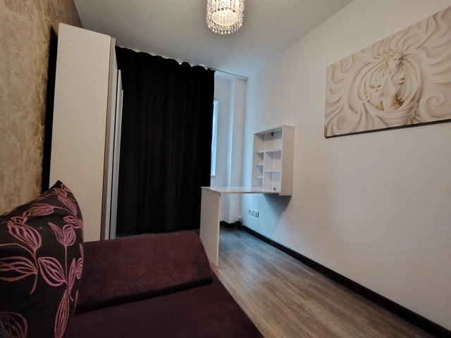Apartament 3 camere - Podu Ros