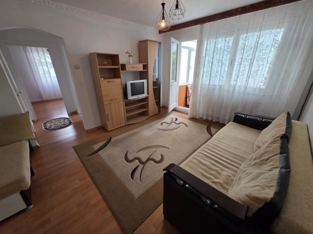Apartament 2 camere - Podu Ros