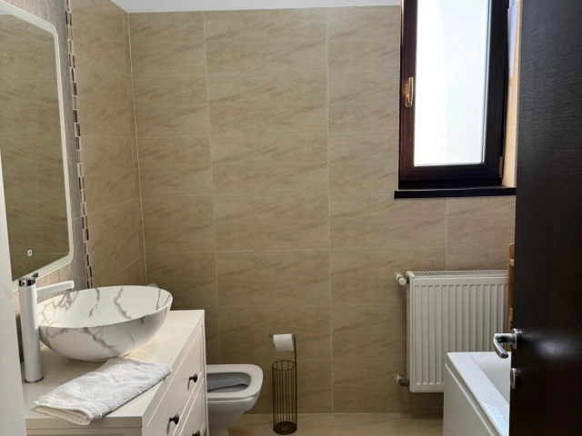 Apartament 3 camere - Popas Pacurari