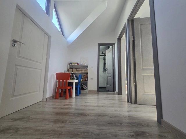 Apartament 4 camere - Popas Pacurari