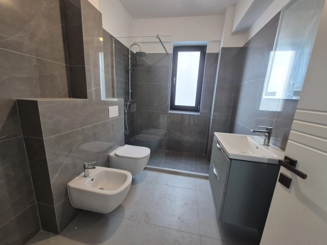 Apartament 3 camere - Galata