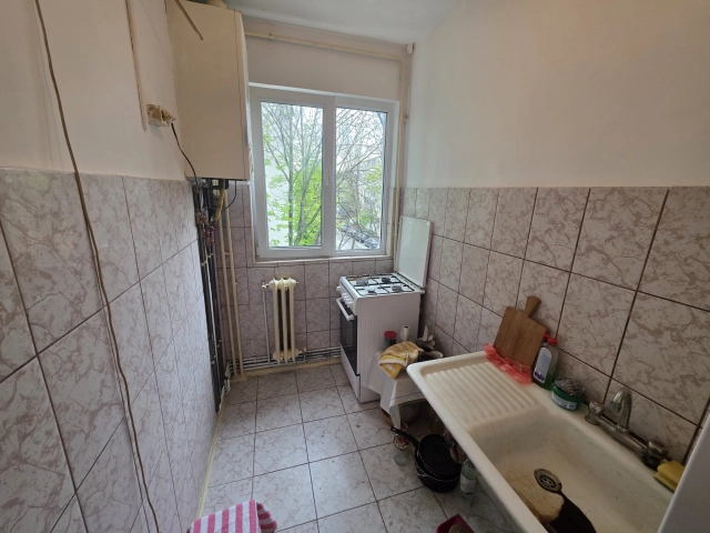Apartament 3 camere - Alexandru cel Bun