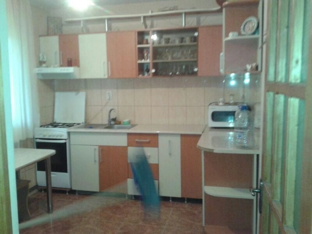 Apartament 5 camere - Miroslava