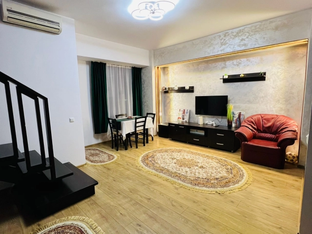 Apartament 3 camere - Central