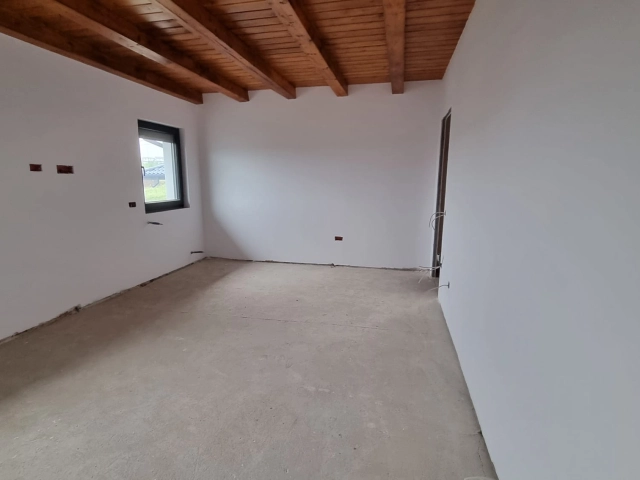Apartament 6 camere - Valea Adanca
