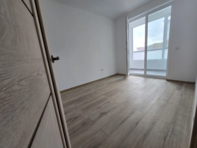 Apartament 3 camere - Pacurari
