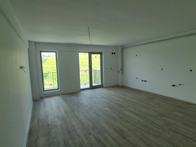 Apartament 3 camere - Visani
