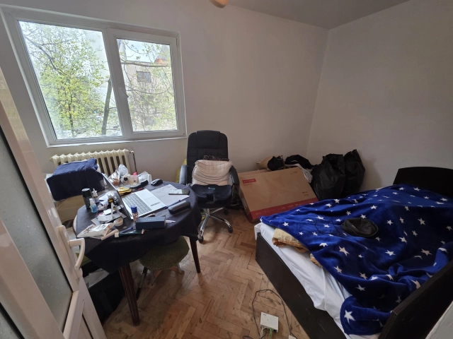 Apartament 3 camere - Alexandru cel Bun
