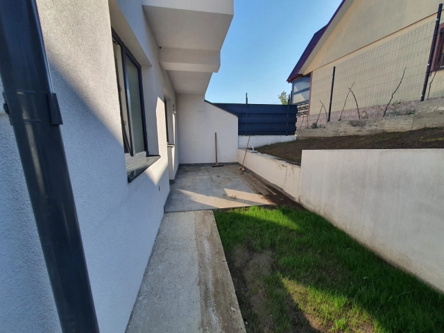 Apartament 4 camere - Visani