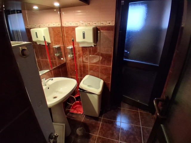 Apartament 4 camere - Pacurari