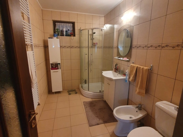 Apartament 5 camere - Popas Pacurari