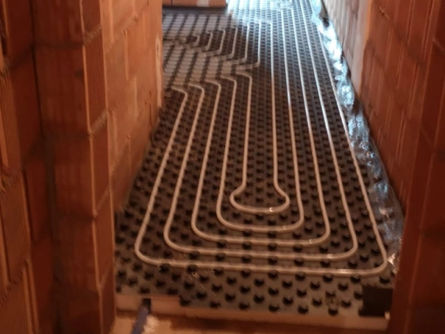 Apartament 4 camere - Alexandru cel Bun