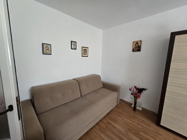 Apartament 3 camere - Centru