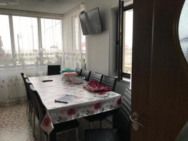 Apartament 5 camere - Miroslava