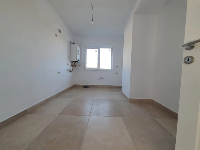 Apartament 4 camere - Visani