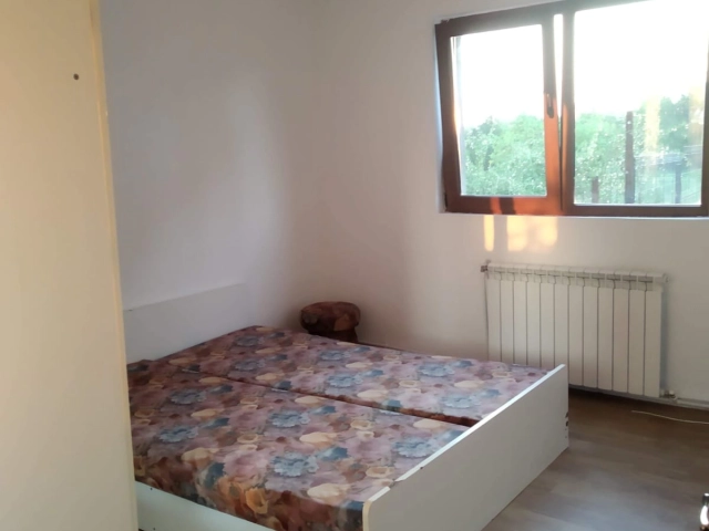 Apartament 5 camere - Miroslava