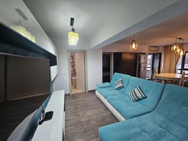 Apartament 3 camere - Tatarasi