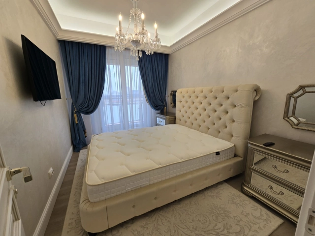 Apartament 3 camere - Centru