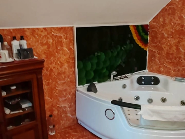 Apartament 5 camere - Tatarasi