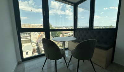 Apartament de vanzare, 3 camere Dacia 145014