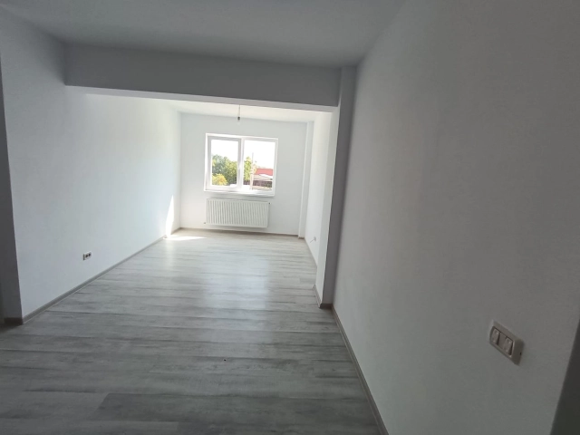 Apartament 3 camere - Valea Lupului