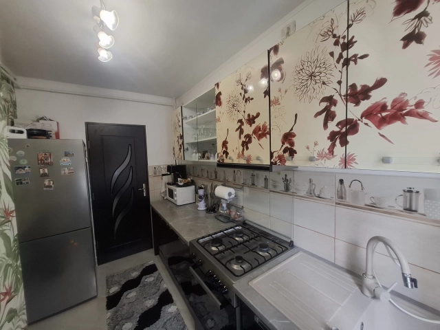 Apartament 3 camere - Metalurgie